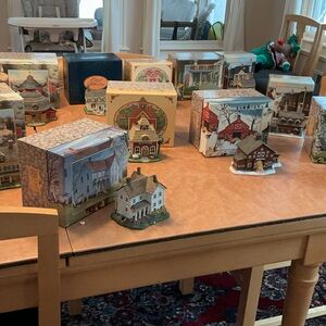 Lang & Wise Town Hall Collectibles 1998 Editions